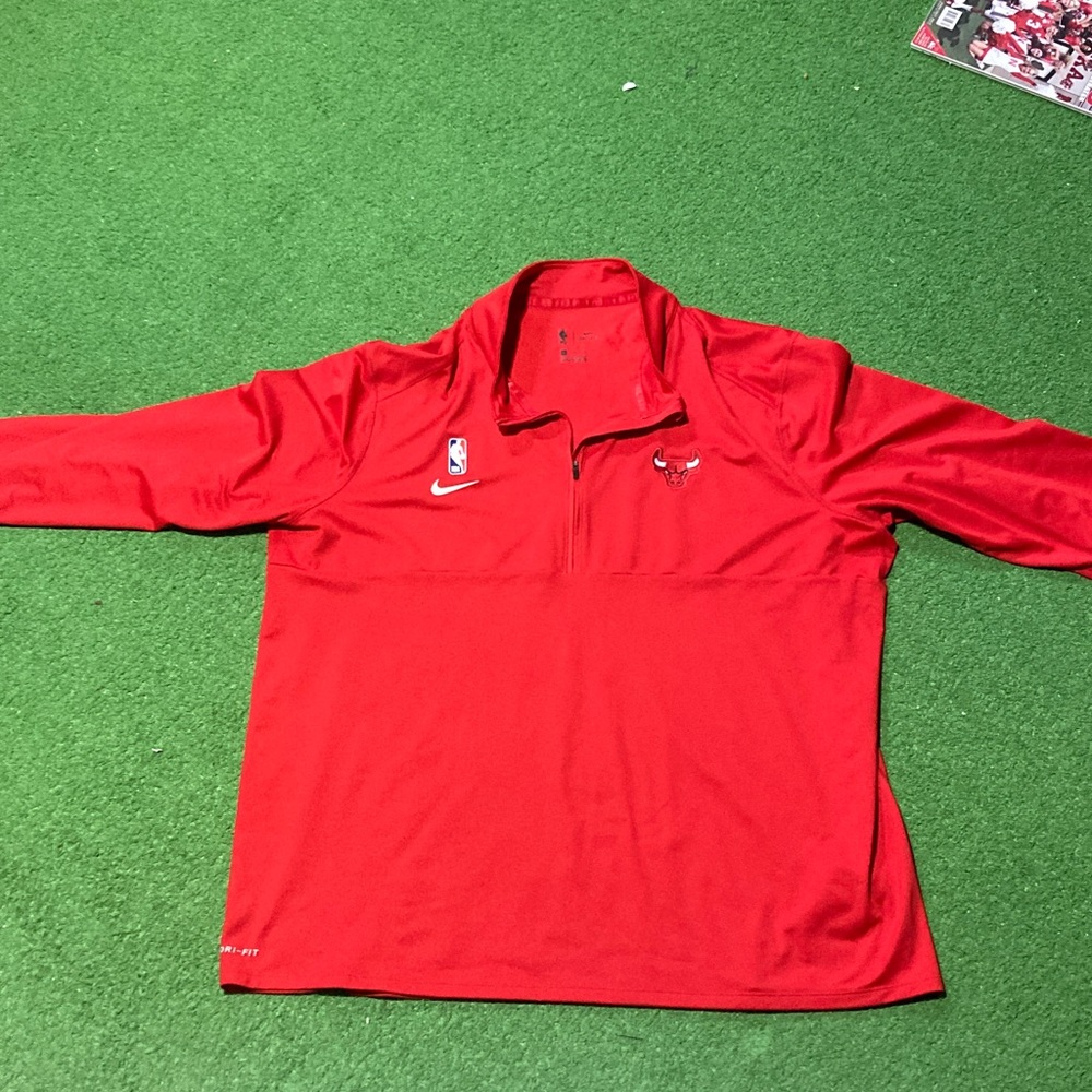 Chicago Bulls warm up shirt